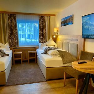 Budget Kamer met Twee Aparte Bedden